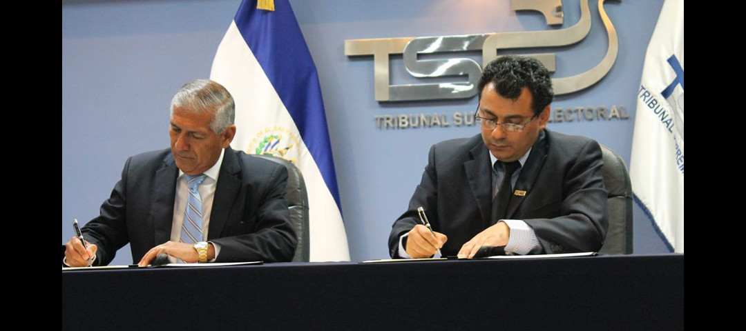 TSE y CEELA firman convenio para observación electoral